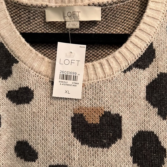 Loft Leopard print sweater NWT - Picture 2 of 7